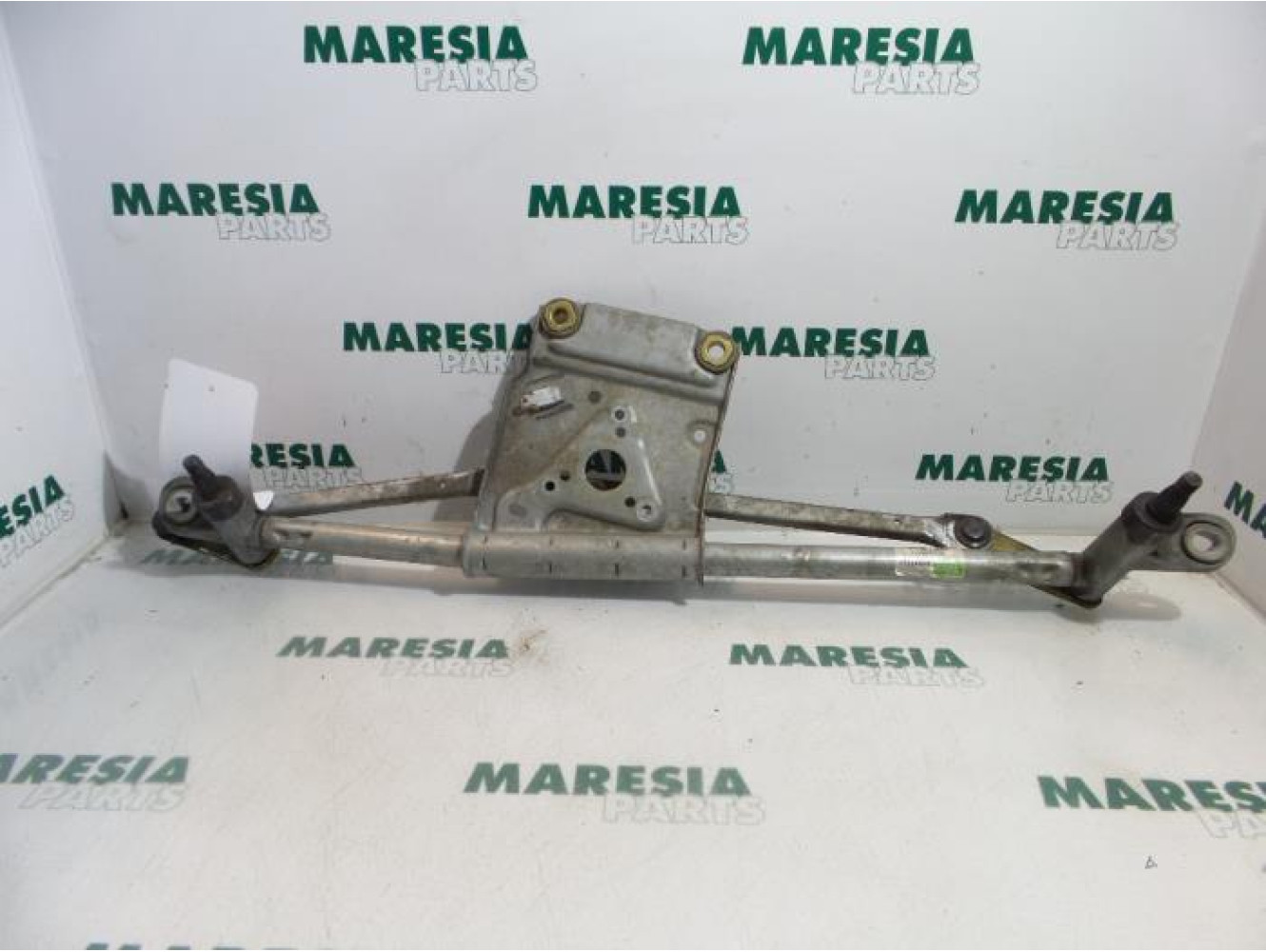 Peugeot - 406 - Wiper mechanism