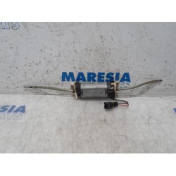 Renault - Laguna - Height-adjustable seat frame