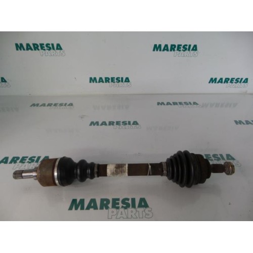 Peugeot - 307 - Aandrijfas links-voor