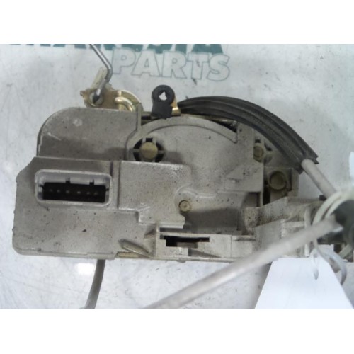 Peugeot - 307 - Door lock mechanism 4-door, front left