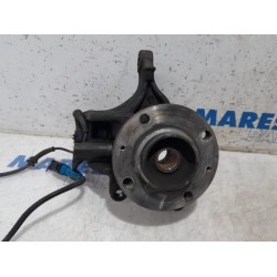 Citroen - C3 - Fusee links-voor
