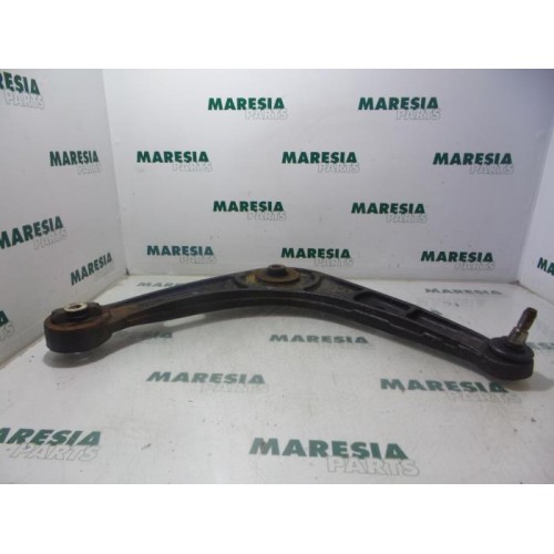 Renault - Laguna - Front lower wishbone, right