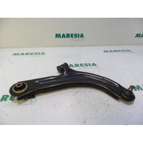 Renault - Modus - Front lower wishbone, right