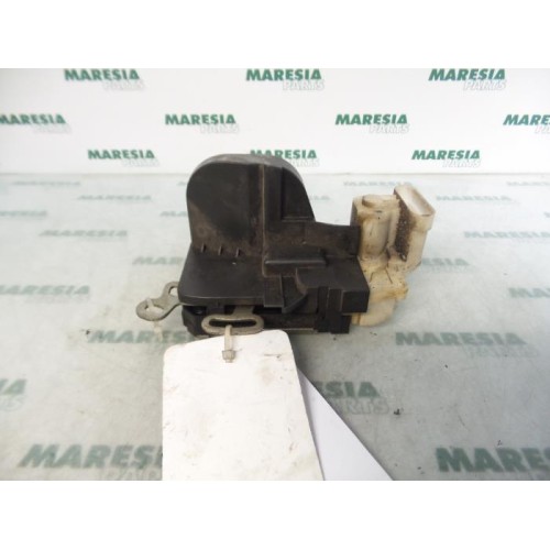 Alfa Romeo - 147 - Front door lock mechanism 4-door, right