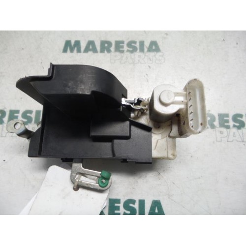 Fiat - Punto - Front door lock mechanism 4-door, right