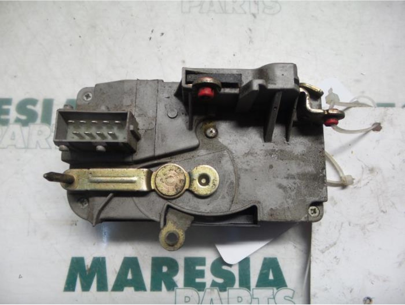 Fiat - Ulysse - Front door lock mechanism 4-door, right