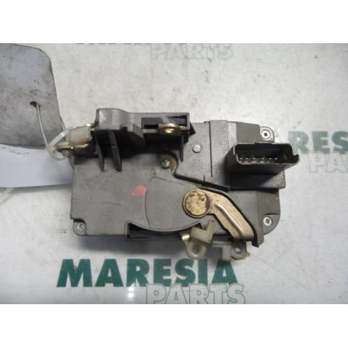 Citroen - C5 - Front door lock mechanism 4-door, right
