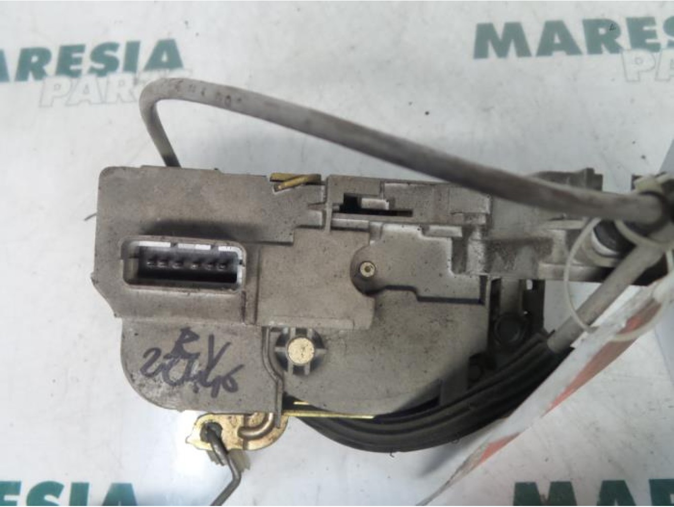Peugeot - 307 - Front door lock mechanism 4-door, right