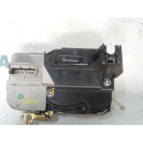 Peugeot - 307 - Front door lock mechanism 4-door, right