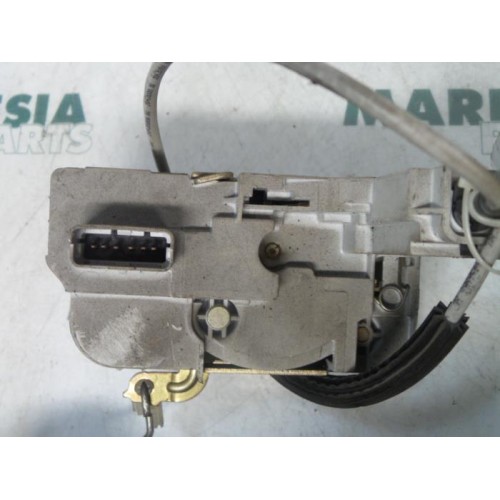 Peugeot - 307 - Front door lock mechanism 4-door, right