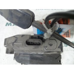 Renault - Megane Scenic - Front door lock mechanism 4-door, right