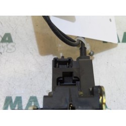 Renault - Megane Scenic - Front door lock mechanism 4-door, right