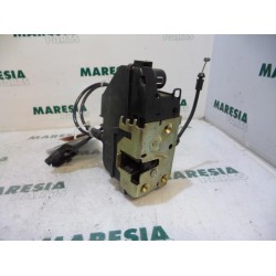 Renault - Megane Scenic - Front door lock mechanism 4-door, right
