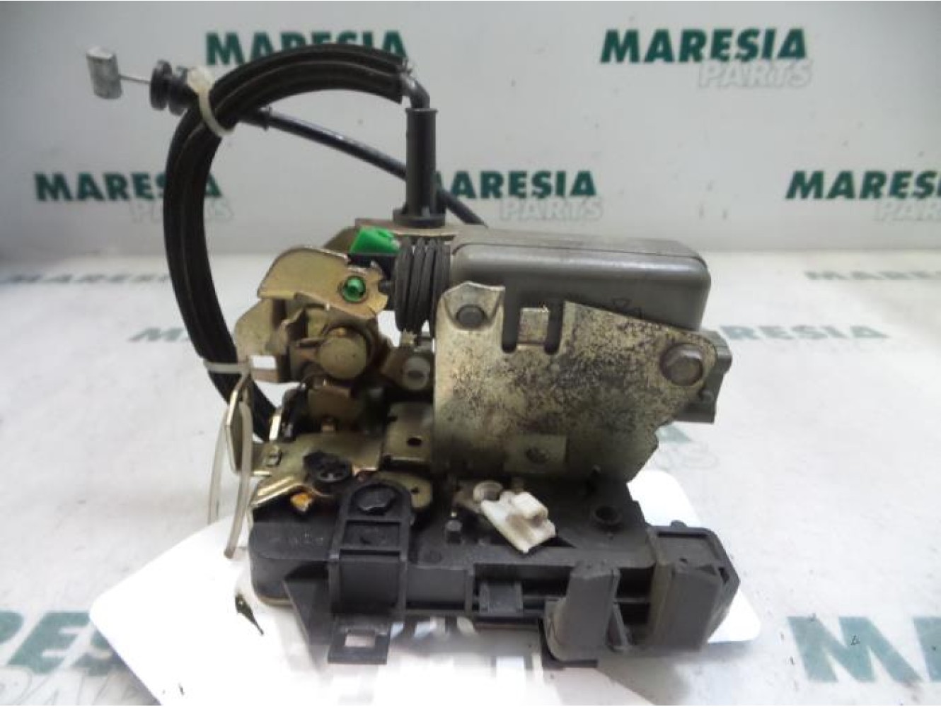 Renault - Clio - Front door lock mechanism 4-door, right