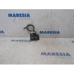 Renault - Clio - Front door lock mechanism 4-door, right