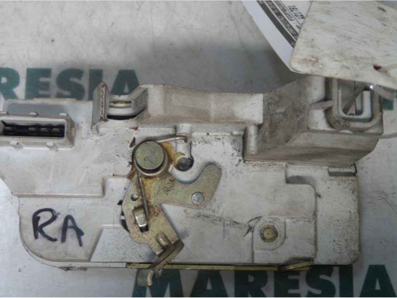 Peugeot - 307 - Rear door mechanism 4-door, right