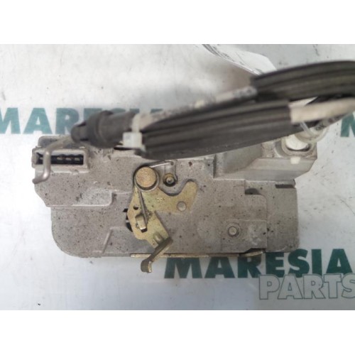 Peugeot - 307 - Rear door mechanism 4-door, right