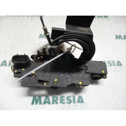 Fiat - Stilo - Door lock mechanism 4-door, front left