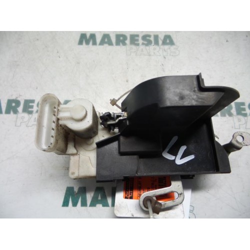 Fiat - Punto - Door lock mechanism 4-door, front left