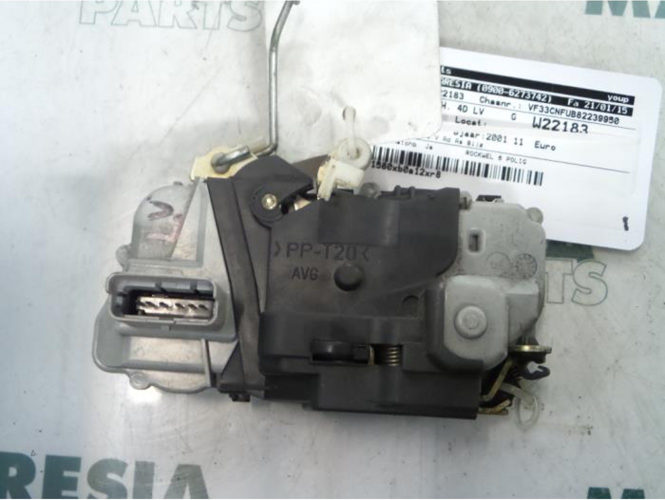 Peugeot - 307 - Door lock mechanism 4-door, front left