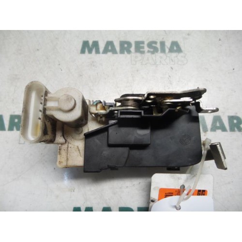 Fiat - Punto - Rear door lock mechanism 4-door, left