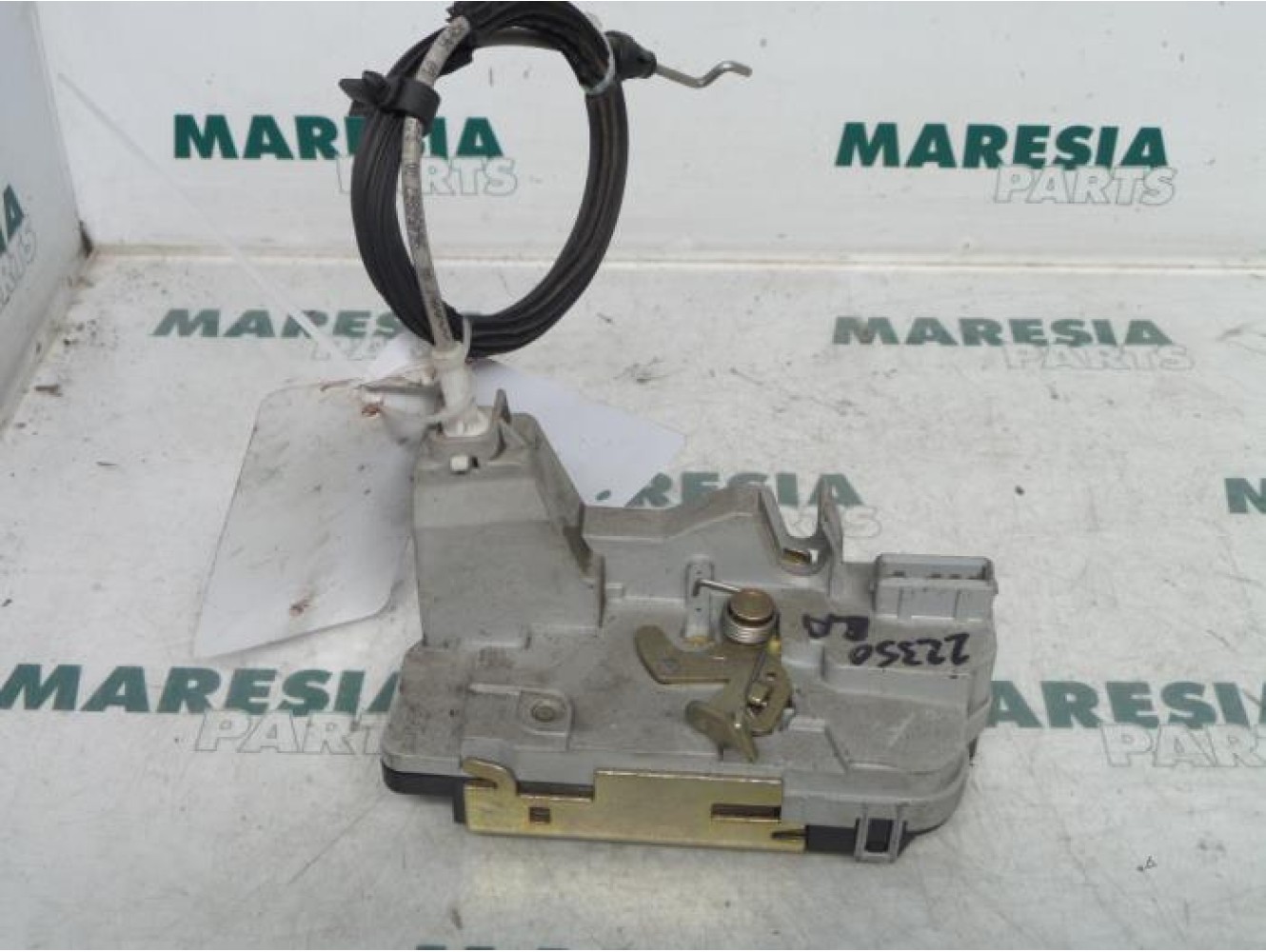 Peugeot - 307 - Rear door lock mechanism 4-door, left