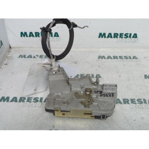 Peugeot - 307 - Rear door lock mechanism 4-door, left