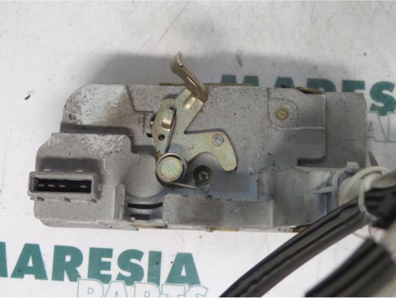 Peugeot - 307 - Rear door lock mechanism 4-door, left