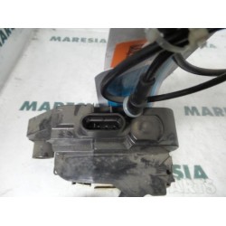 Renault - Megane Scenic - Front door lock mechanism 4-door, right