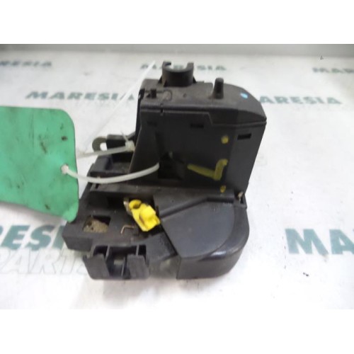 Renault - Clio - Door lock mechanism 2-door, left
