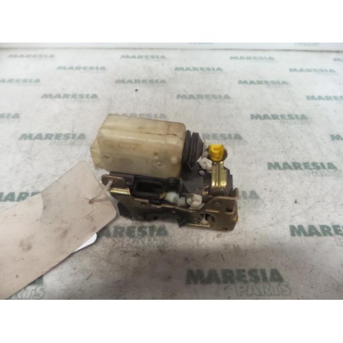 Renault - Kangoo - Door lock mechanism 2-door, right