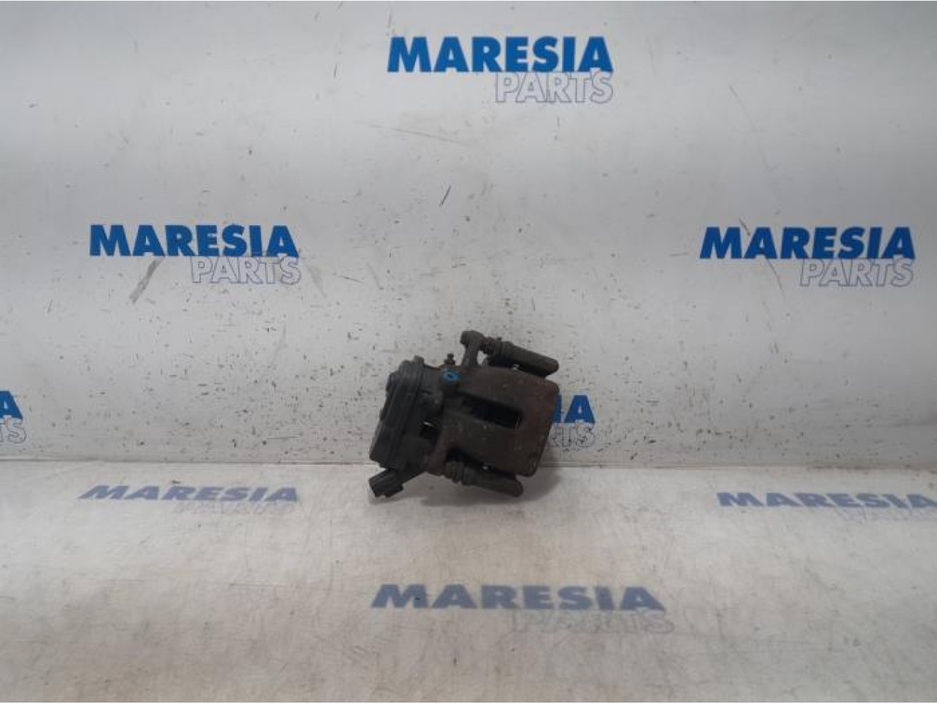 Renault - Megane - Rear brake calliper, right