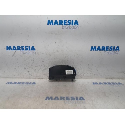 Peugeot - 508 - Seat airbag (seat)