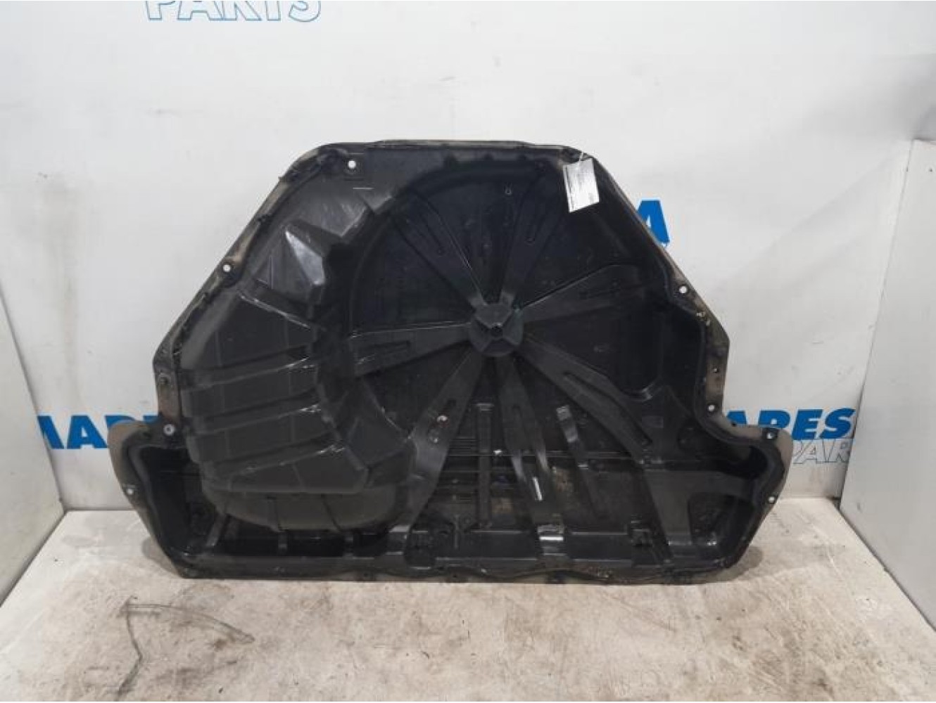Renault - Megane - Reservewielbak