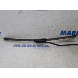 Renault - Kangoo - Front wiper arm