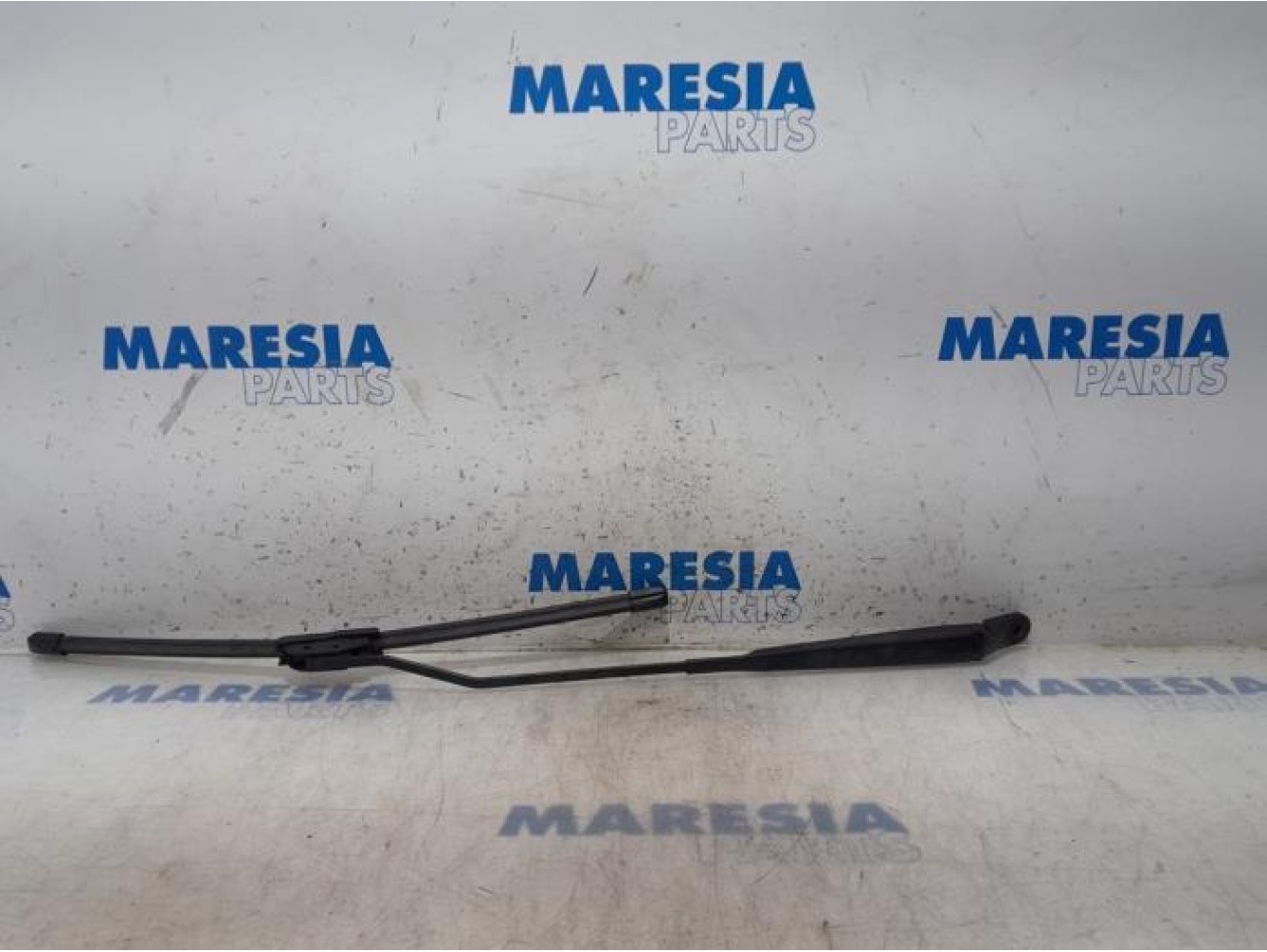 Renault - Kangoo - Front wiper arm