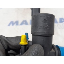 Renault - Kangoo - Scheibensprüherpumpe vorne