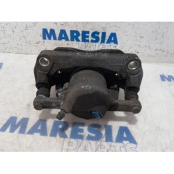 Renault - Kangoo - Front brake calliper, right