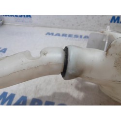 Peugeot - 207 - Front windscreen washer reservoir