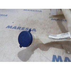 Peugeot - 207 - Front windscreen washer reservoir