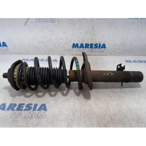 Peugeot - 207 - Front shock absorber rod, left