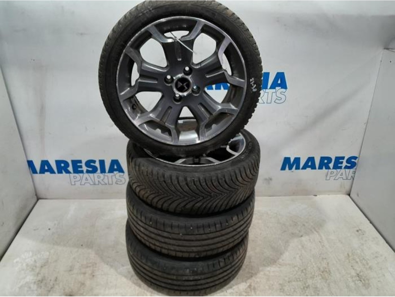 Citroen - DS3 - Sportvelgenset + banden