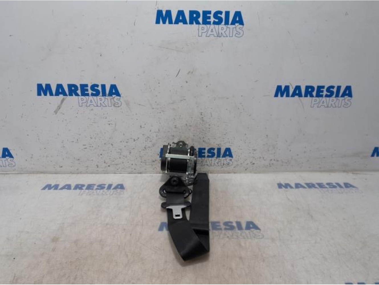 Renault - Megane - Front seatbelt, right