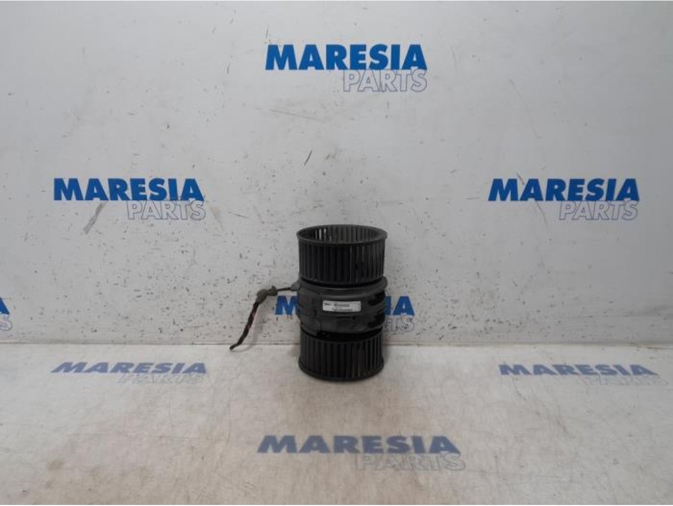 Renault - Megane - Heating and ventilation fan motor