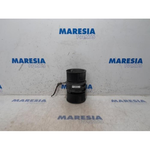 Renault - Megane - Heating and ventilation fan motor