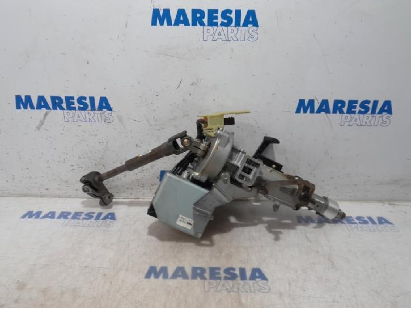 Renault - Megane - Steering column housing