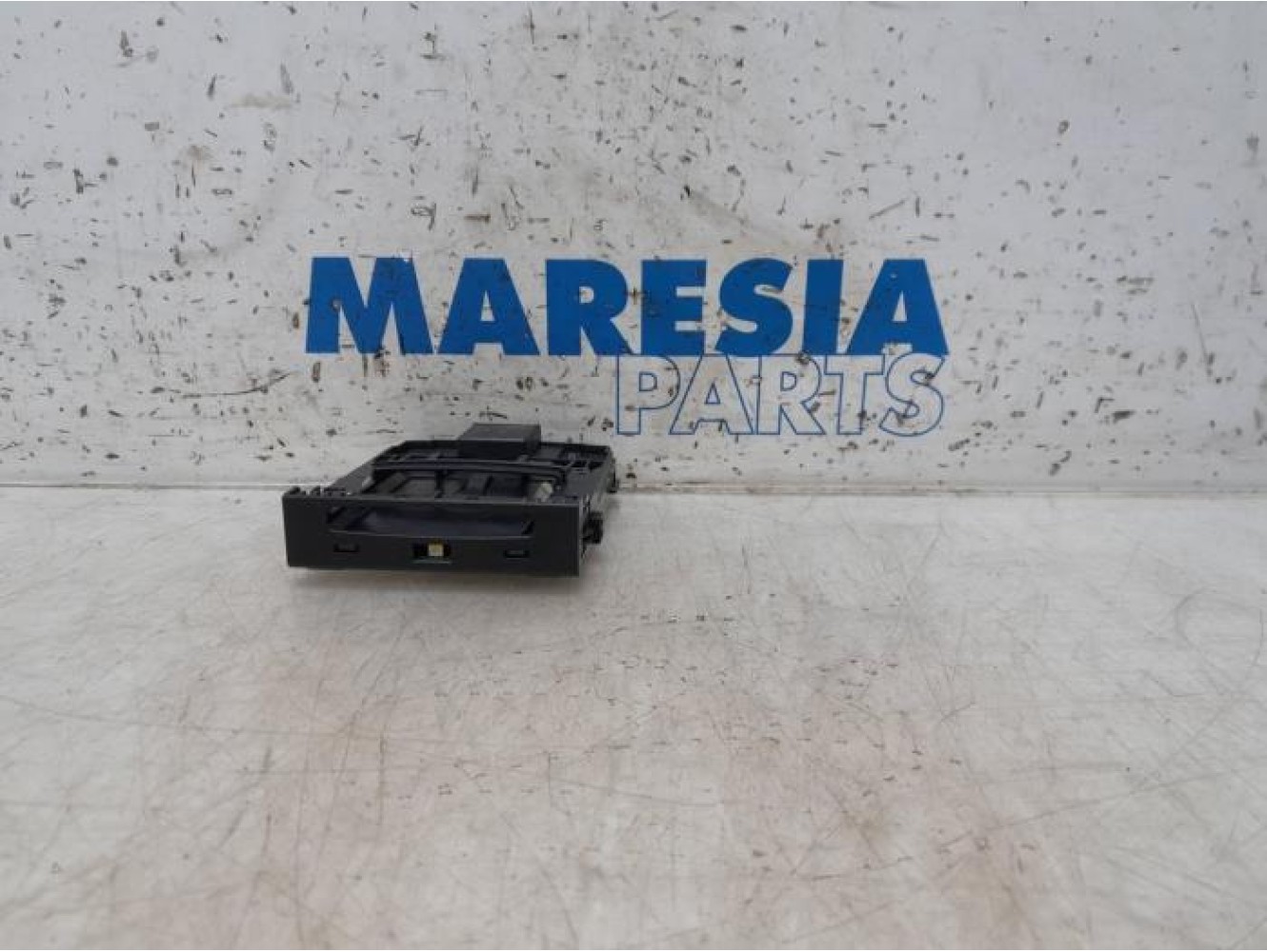 Renault - Megane - Kaartlezer (slot)
