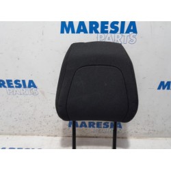 Peugeot - 208 - Headrest