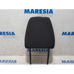 Peugeot - 208 - Headrest