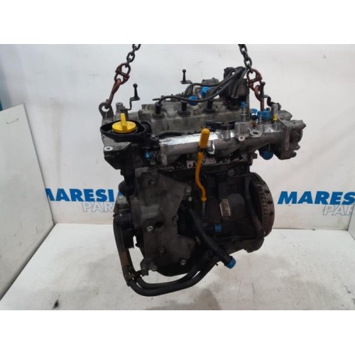 Renault - Clio - Engine